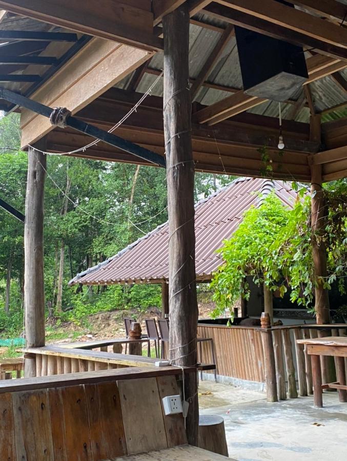 Fat Monkey Hostel Koh Rong Island Exterior photo